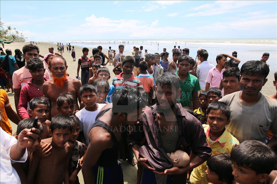 Rohingya people fled from oppression in Myanmar