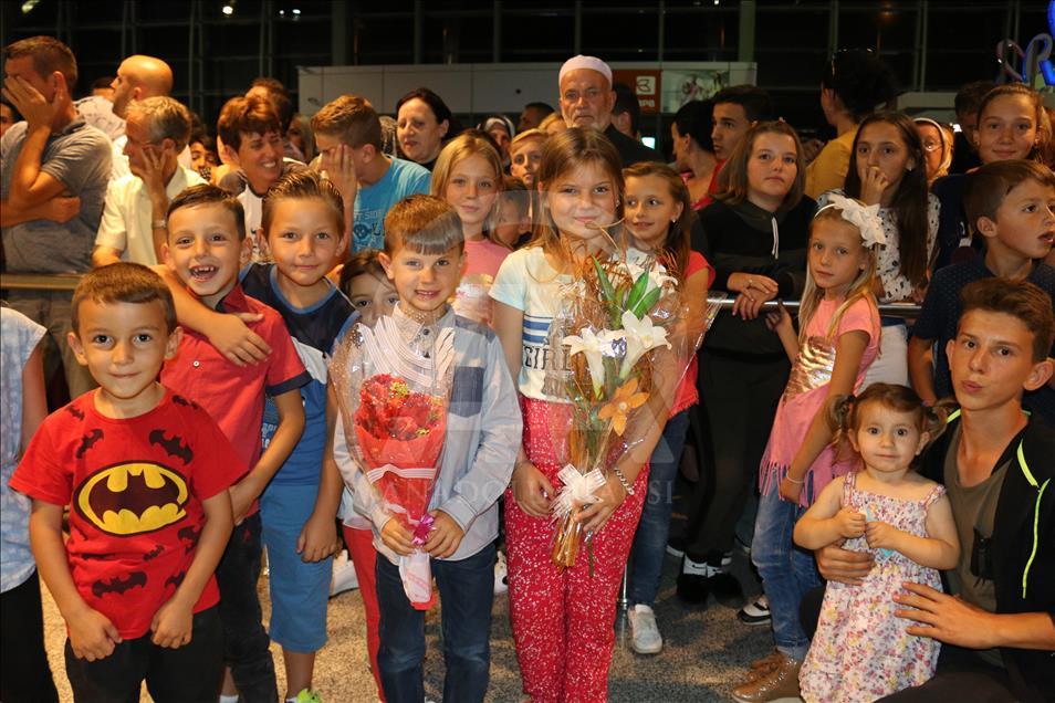 Kosovë, haxhinjët kthehen nga tokat e shenjta
