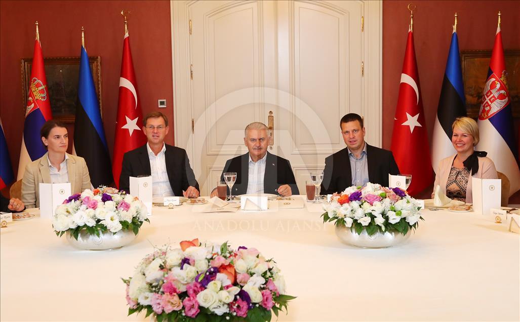 Başbakan Yıldırım mevkidaşlarını İstanbul'da ağırladı 