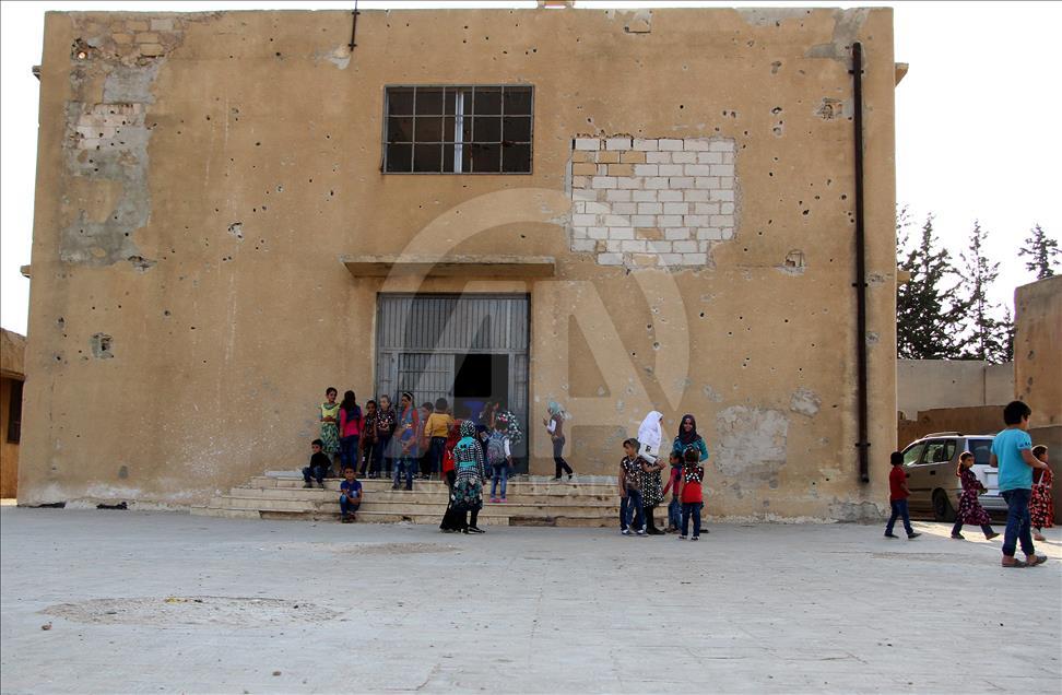 Syrie - Rentrée scolaire à Idlib :300 mille élèves au rendez-vous 
