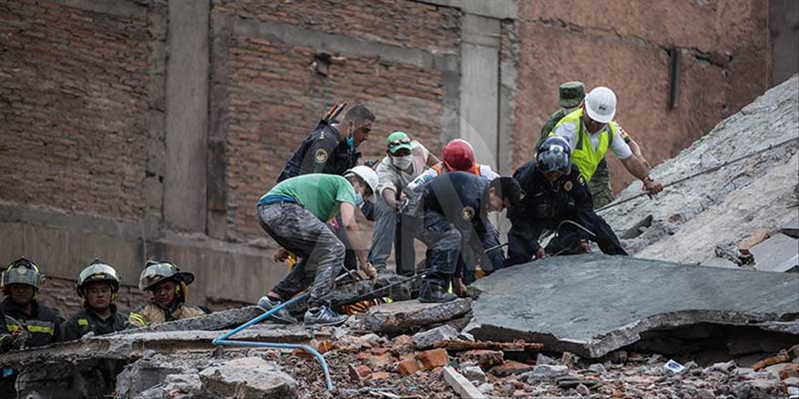 Sismo de magnitud 7.1 en la escala de Richter sacude el centro de México. 