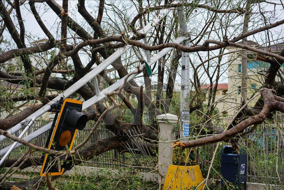 Hurricane Maria pummels storm-ravaged Puerto Rico