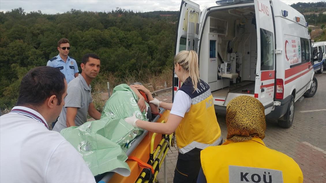 Kocaeli'de göçmenleri taşıyan tekne battı: 4 kişi öldü, 38 kişi kurtarıldı