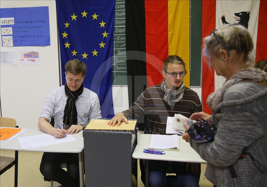 انتخابات مجلس فدرال در 16 ایالت آلمان آغاز شد
