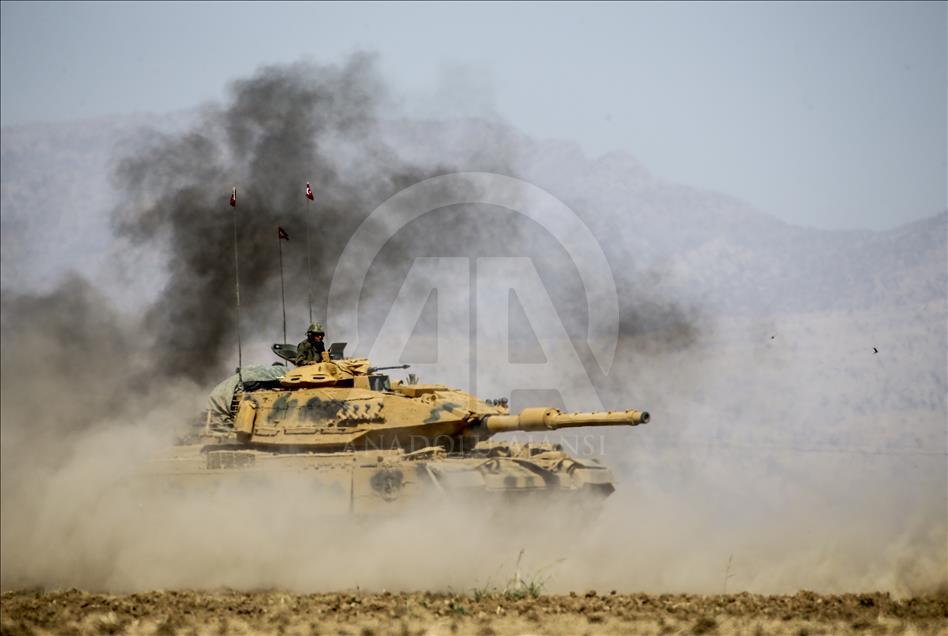 Turkish armed forces conducting military drill near Iraq border