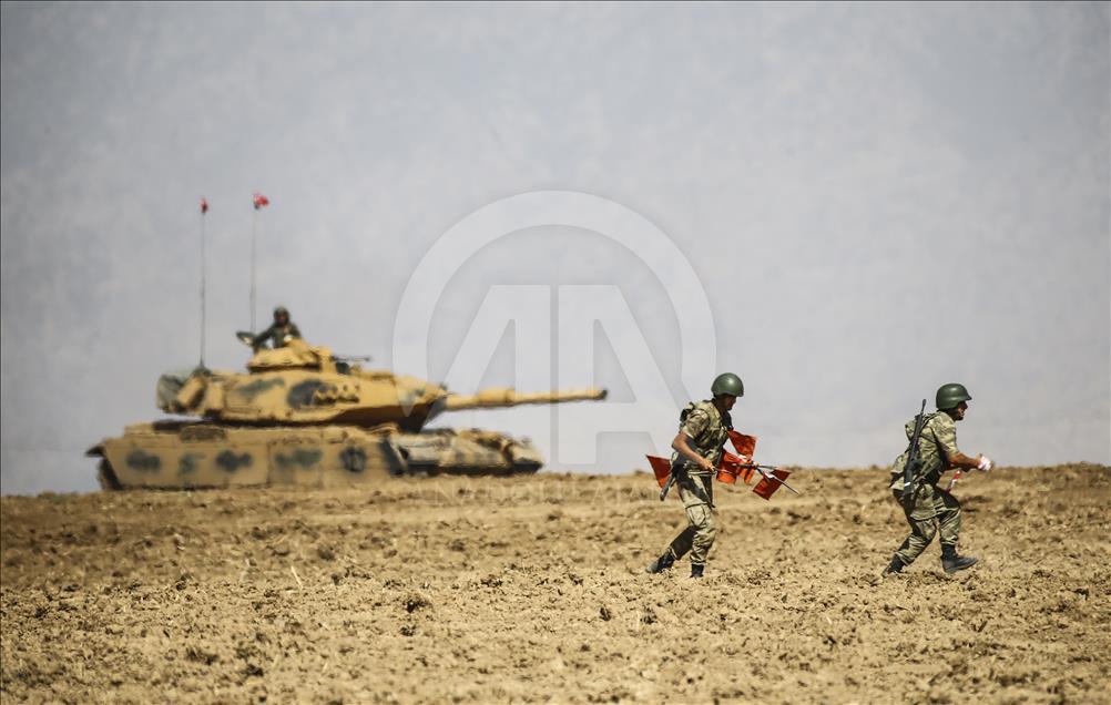 Turkish armed forces conducting military drill near Iraq border