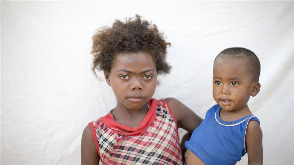Teenage mothers in Madagascar