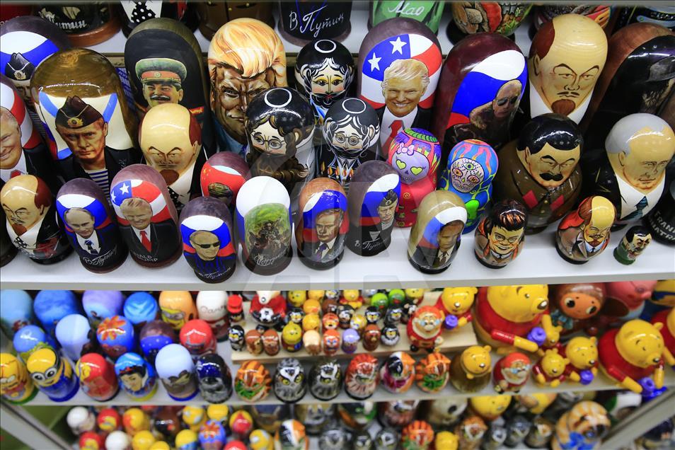 Russian matryoshka doll 