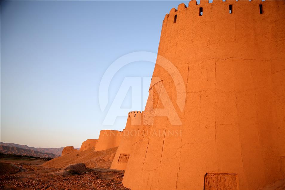 "قلعة بلقيس".. صرح ساساني في إيران

