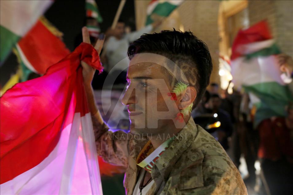 احتفالات بالإقليم الكردي فور انتهاء التصويت في استفتاء الانفصال
