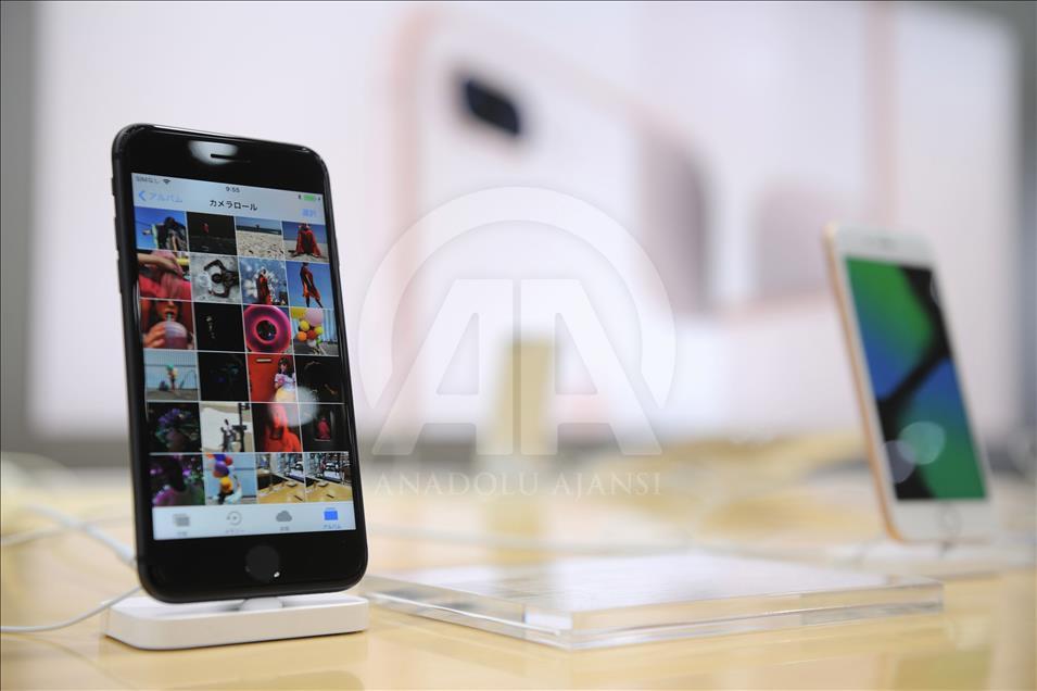 iPhone 8 dan 8 plus telah hadir di Jepang