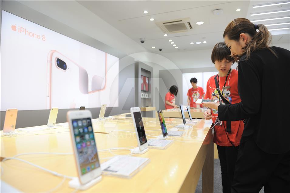 iPhone 8 dan 8 plus telah hadir di Jepang