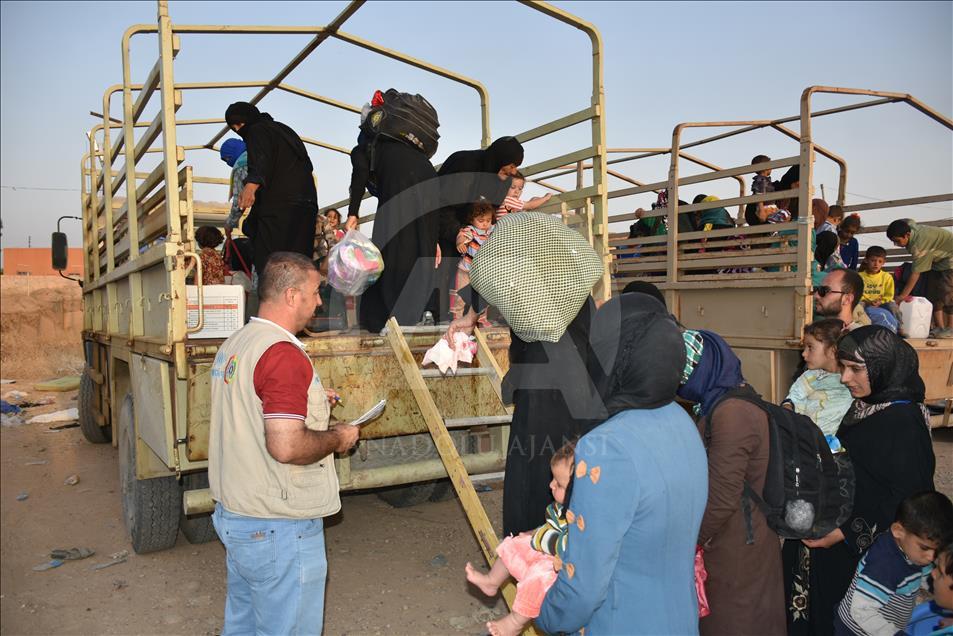 Iraqis leave Havice district of Kirkuk