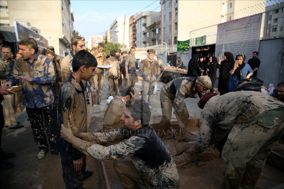 İran'da Aşura etkinlikleri