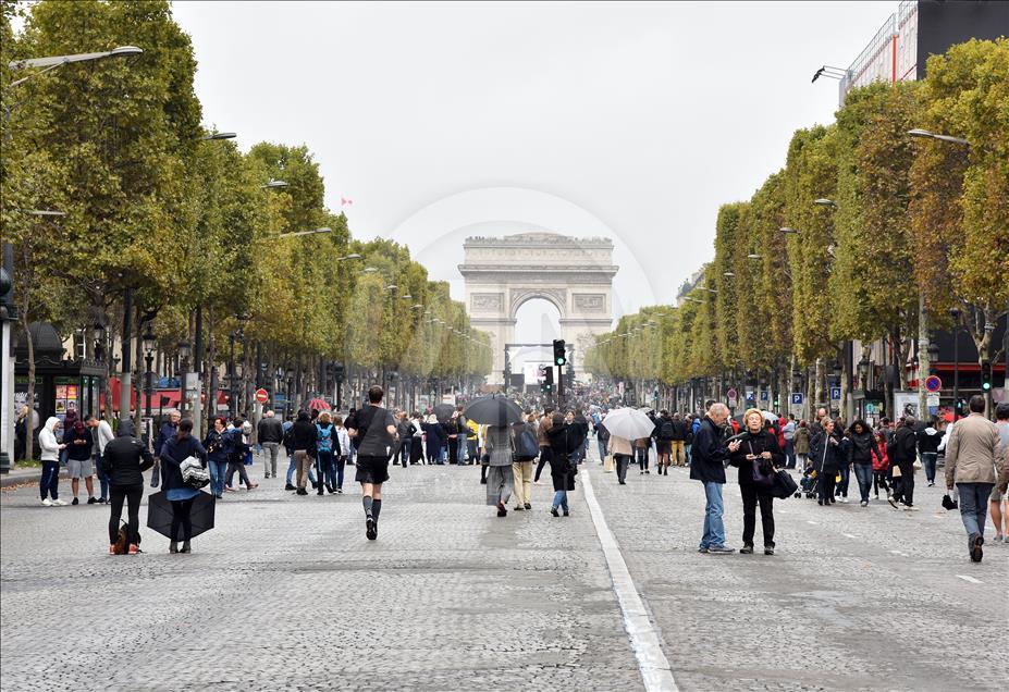 Paris'te arabasız gün