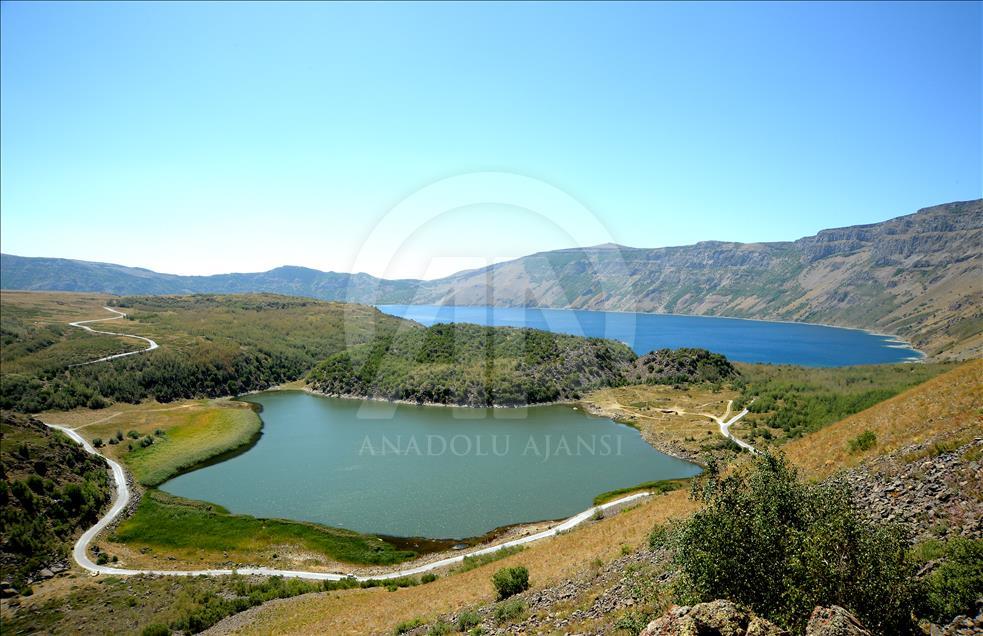 Turquie – Le lac Nemrut : deuxième plus vaste lac volcanique au monde