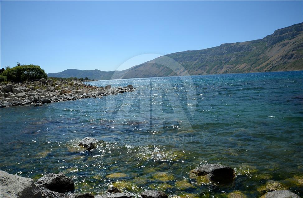 Turquie – Le lac Nemrut : deuxième plus vaste lac volcanique au monde