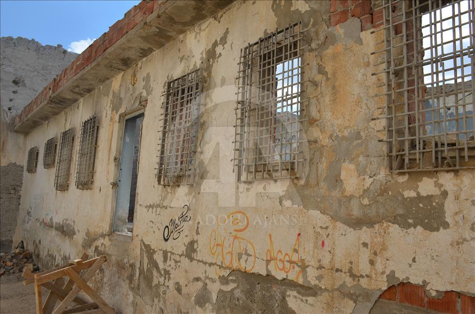 Cezaevi "kültürevine" dönüşüyor