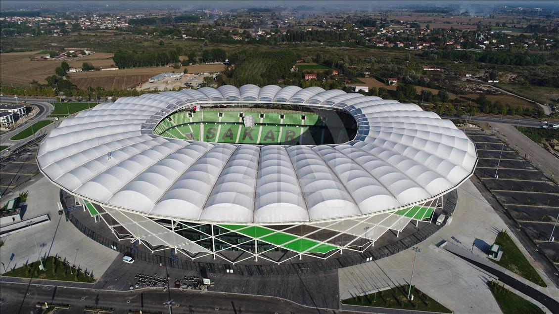 Sakaryaspor yeni stadında ilk maçına çıkıyor