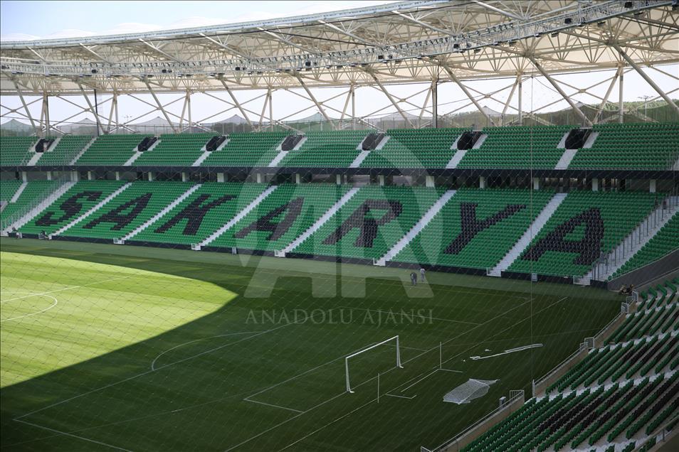 Sakaryaspor yeni stadında ilk maçına çıkıyor