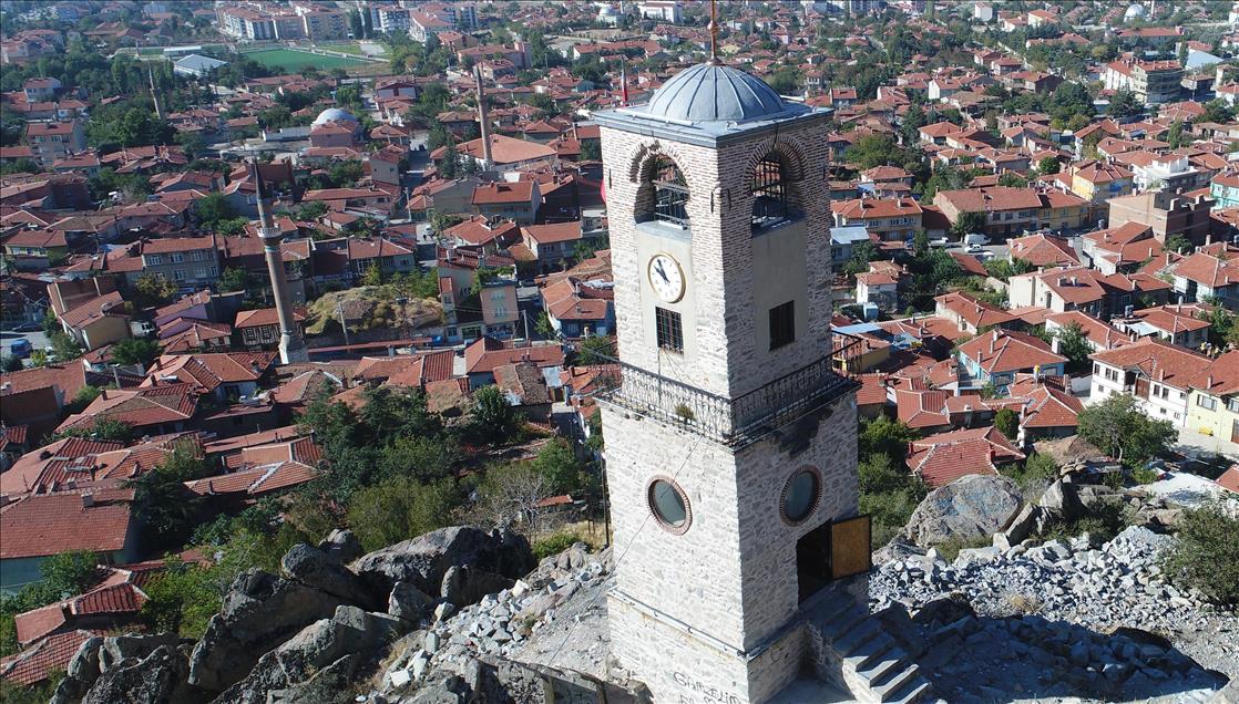 118 yıllık saat kulesinin bakımı Hasan ustaya emanet