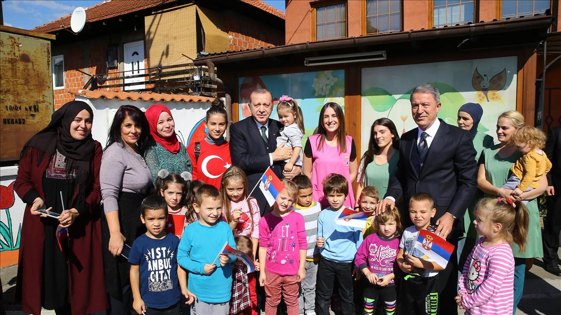 Turkish President Erdogan warmly welcomed in Novi Pazar