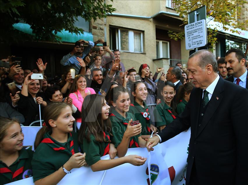 Turkish President Erdogan warmly welcomed in Novi Pazar