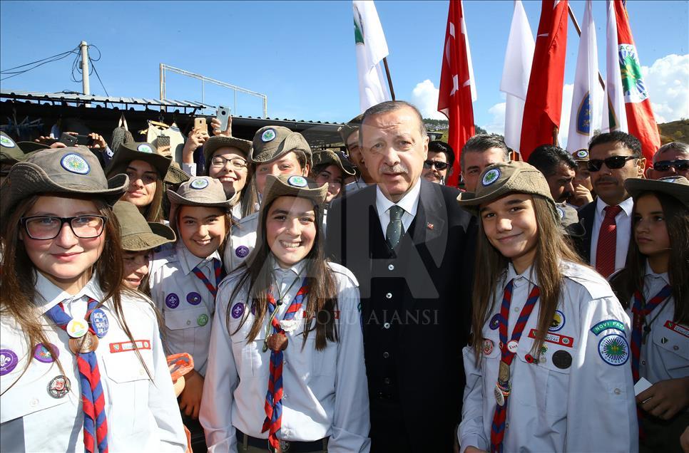 Turkish President Erdogan warmly welcomed in Novi Pazar