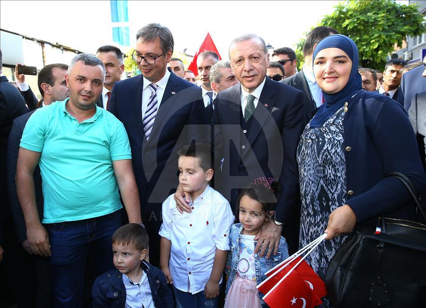 Erdogan visite la ville serbe de Novi Pazar