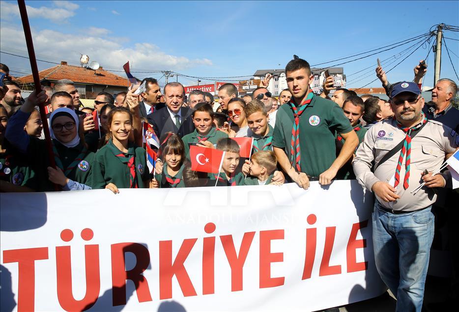 Turkish President Erdogan warmly welcomed in Novi Pazar