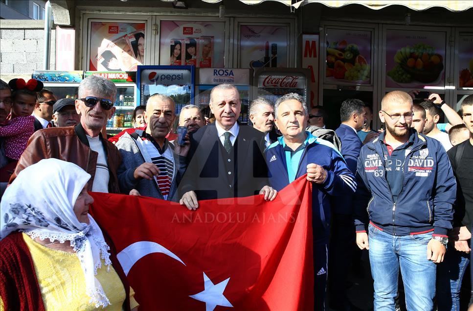 Turkish President Erdogan warmly welcomed in Novi Pazar