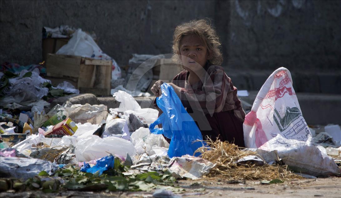 Pakistan'da yoksul kız çocuklarının yaşam mücadelesi