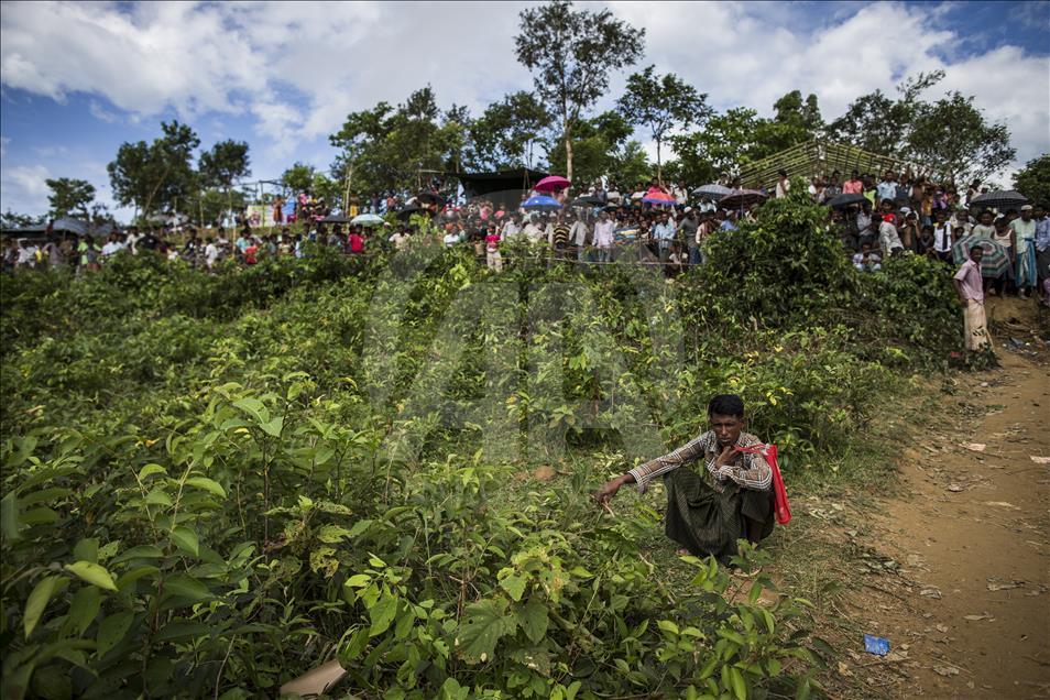 Rohingya people fled from oppression in Myanmar