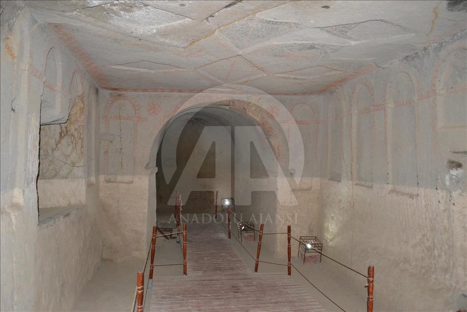 Ihlara'daki bin 100 yıllık kilise turizme kazandırıldı