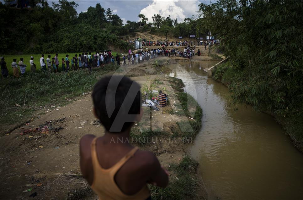 Rohingya people fled from oppression in Myanmar