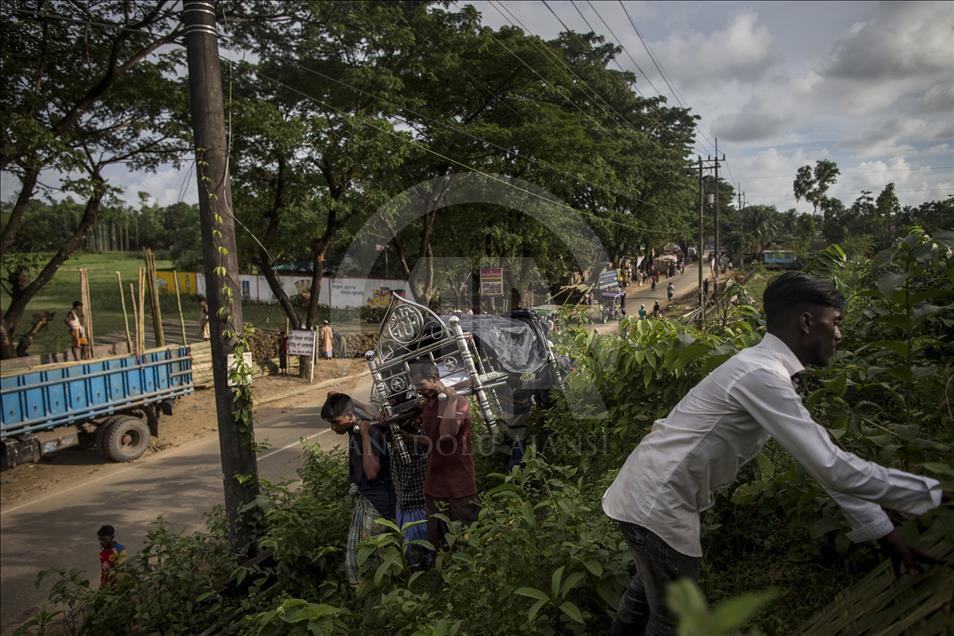 Rohingya people fled from oppression in Myanmar