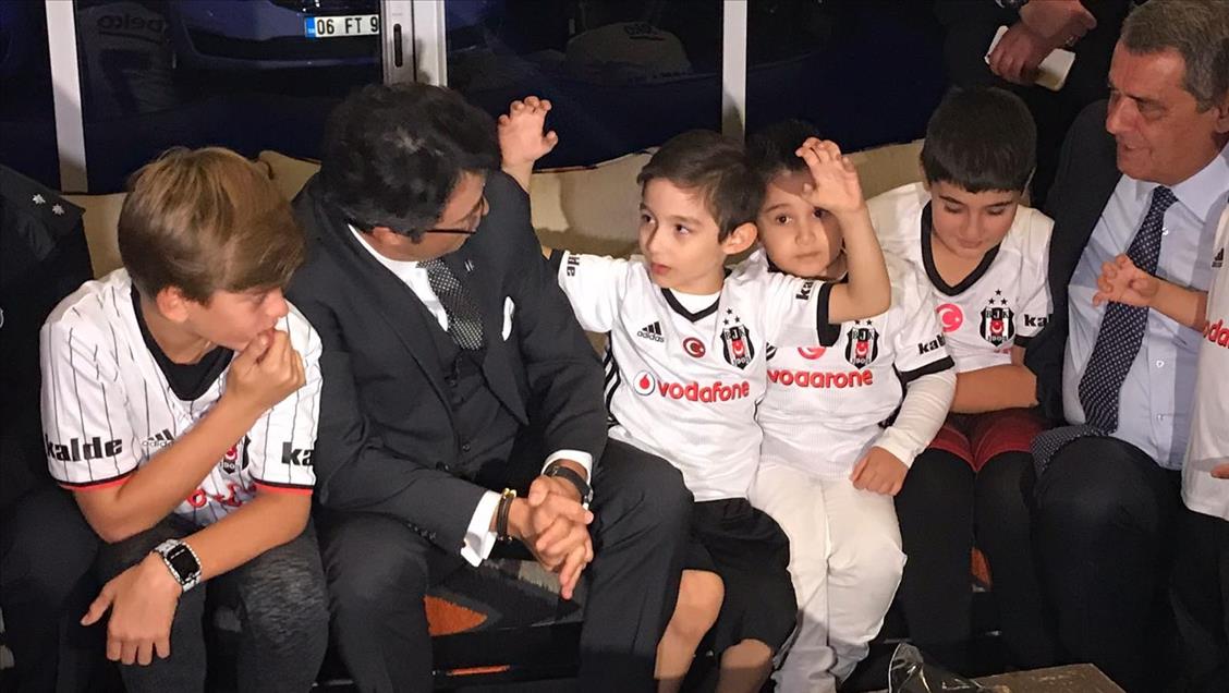 Başkentte Beşiktaşlı futbolcuları şehit çocukları karşıladı