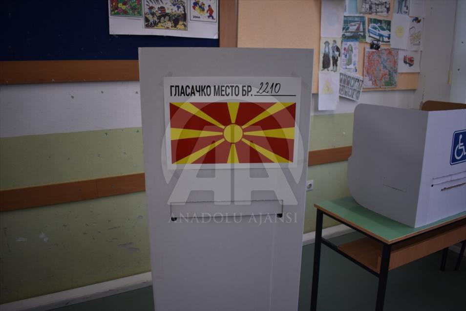 Makedonya’da halk sandık başında