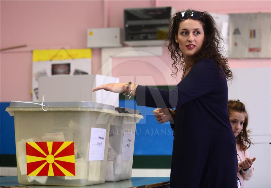 Makedonya’da halk sandık başında