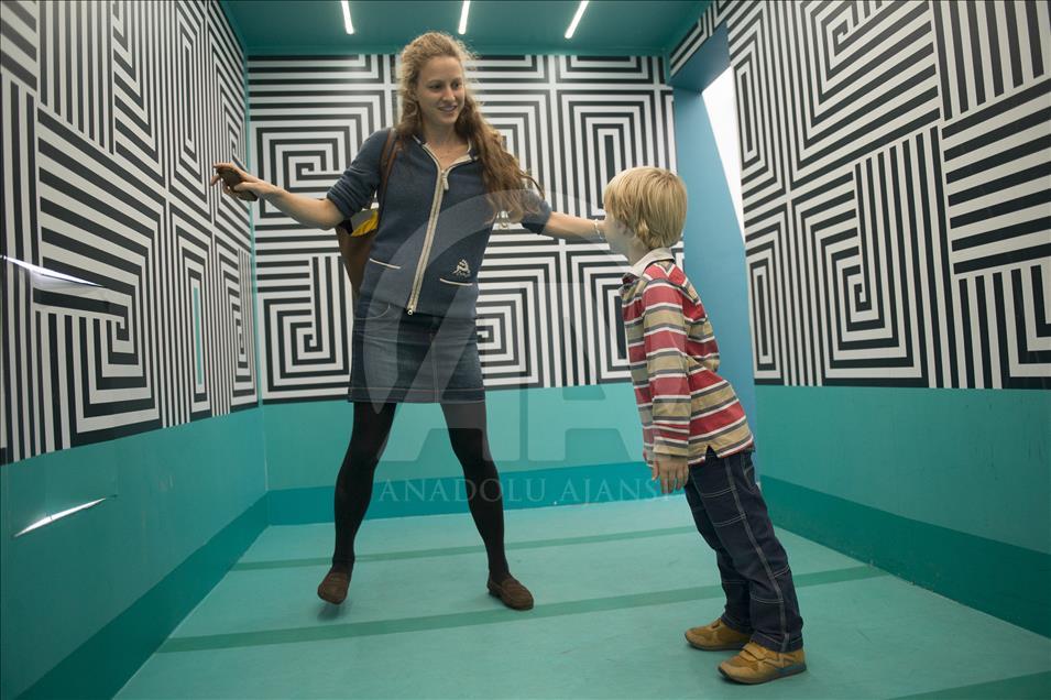 Museum of Illusions draws people's interest in Vienna