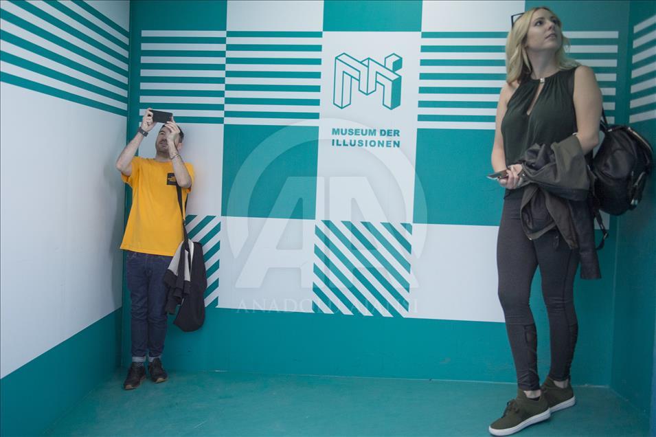 Museum of Illusions draws people's interest in Vienna