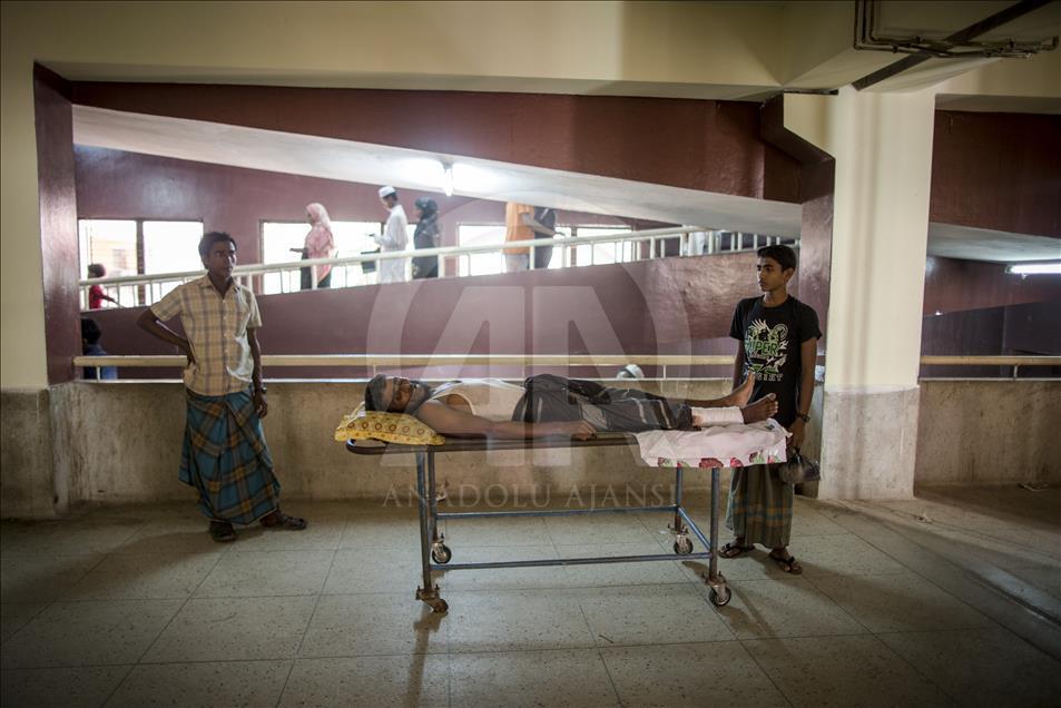 Rohingya mültecilerinin, Sadar Hastanesi'ndeki hayat mücadelesi 