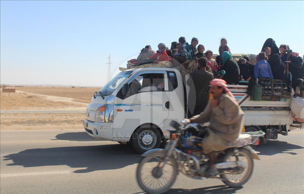 Deyrizor'dan sivillerin kaçışı devam ediyor