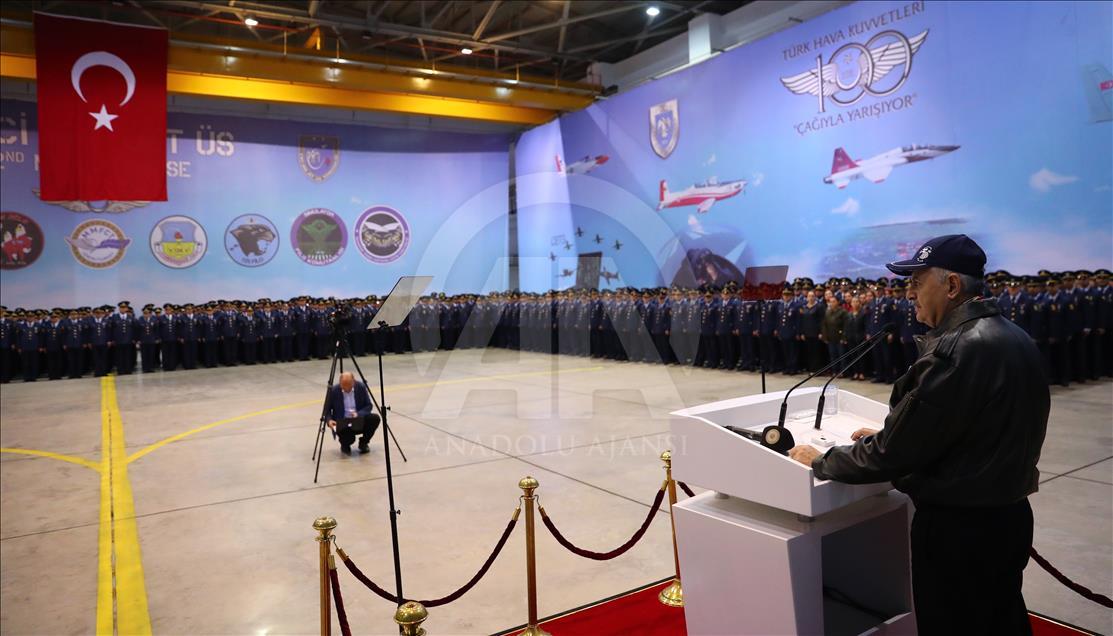 Yıldırım, Çiğli 2. Ana Jet Üs Komutanlığını ziyaret etti