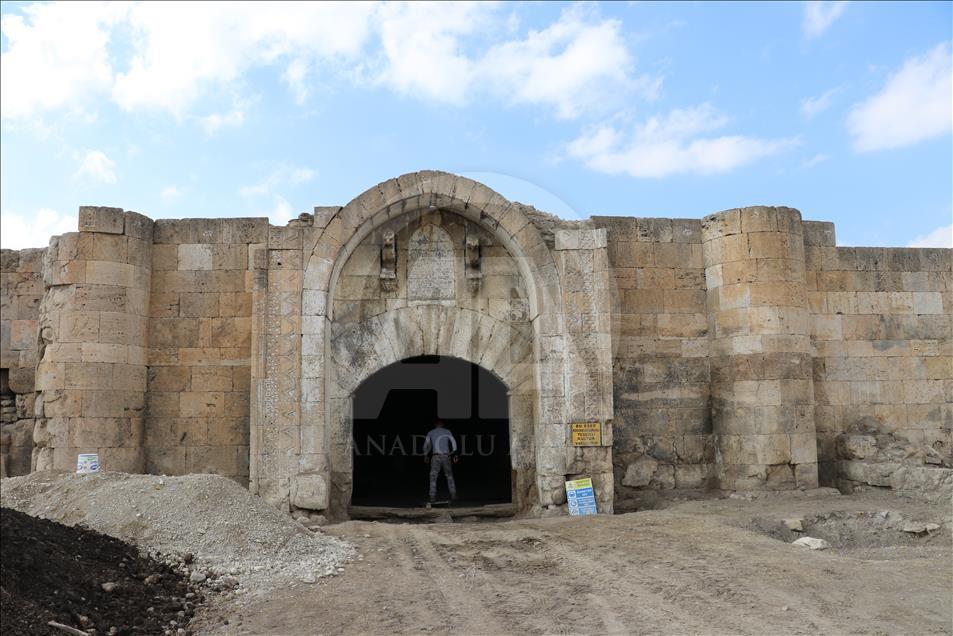 Çardak Han eski ihtişamına kavuşturulacak