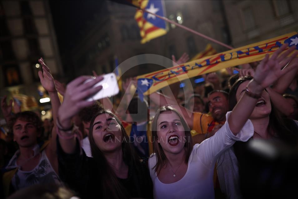 Katalonya'da bağımsızlık yanlıları sokaklarda