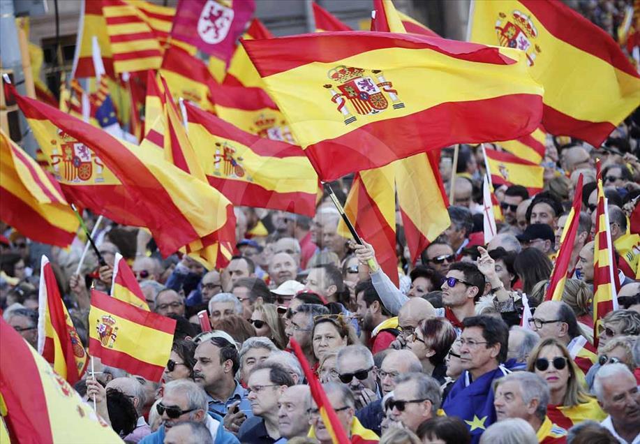 Piden el enjuiciamiento de Puidgemont
