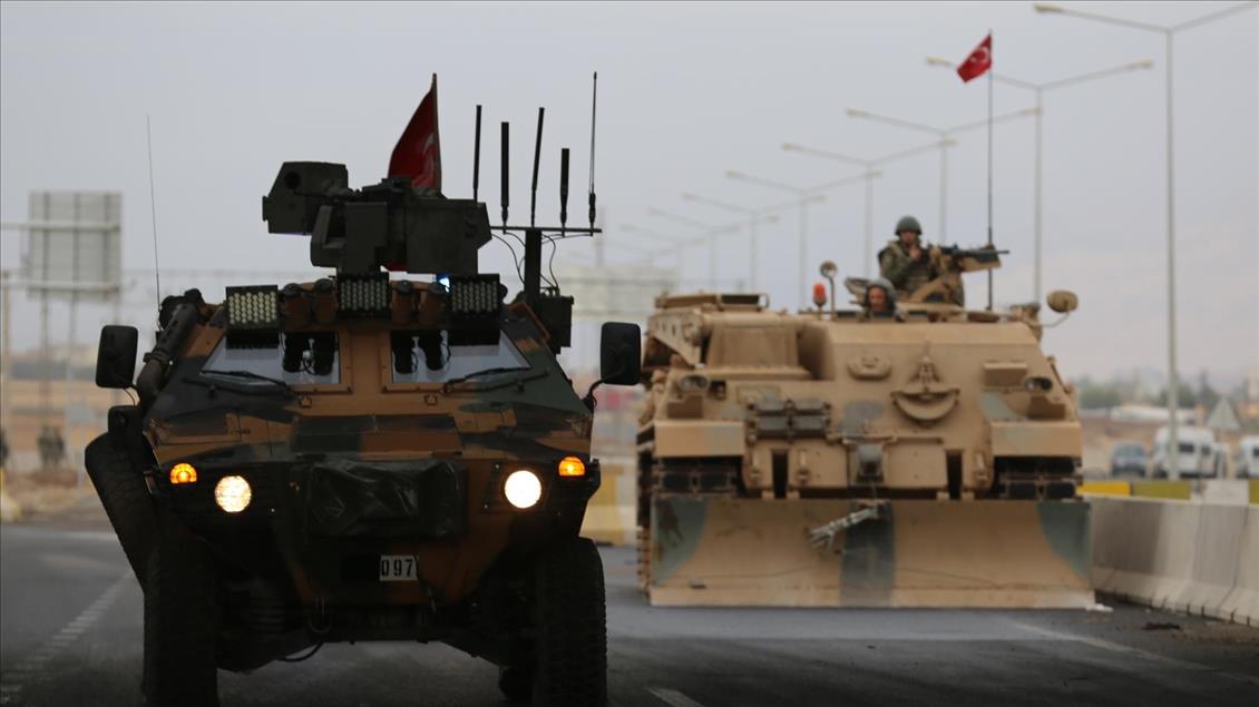Türk ve Irak askerleri Halil İbrahim Sınır Kapısı'nda