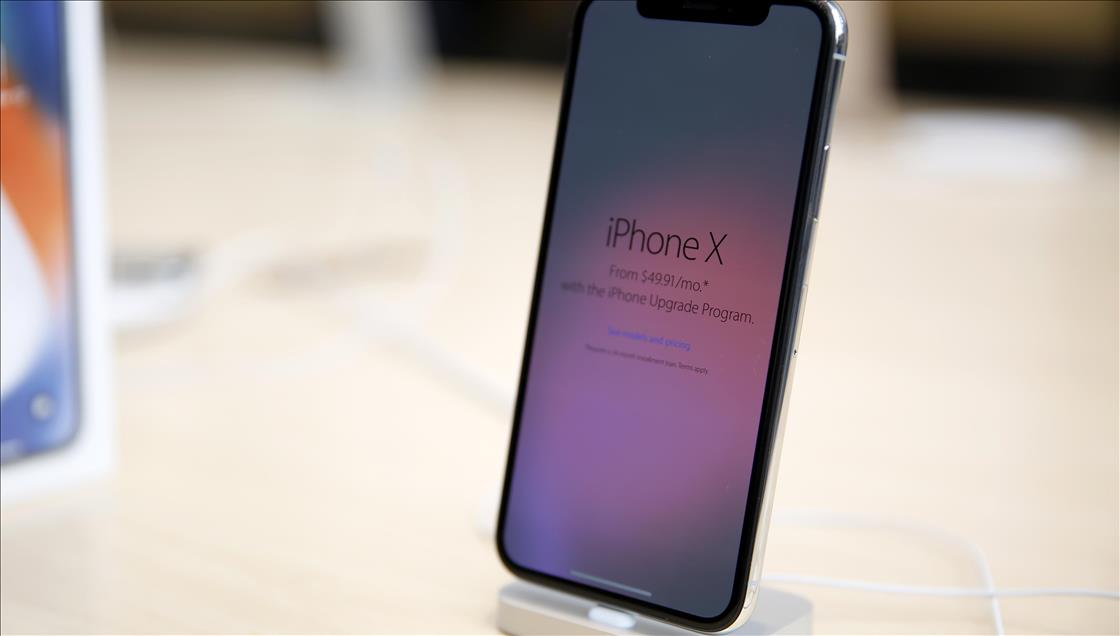 ABD'de iPhone X satışı başladı