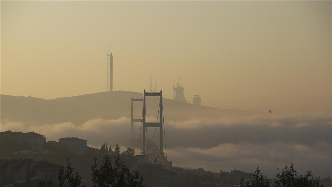 İstanbul'da sis